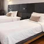 Western 4*