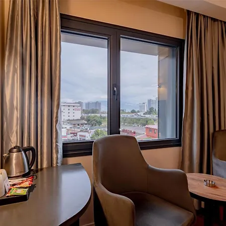 Best Western Izmir Hotel فندق 4*