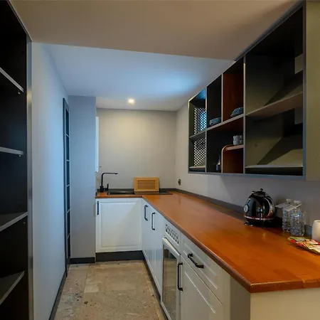 Best Western Izmir Hotel 4*