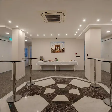 Best Western Izmir Hotel فندق