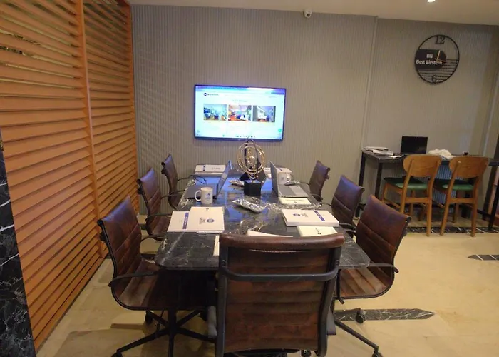 Hotel Western Esmirna