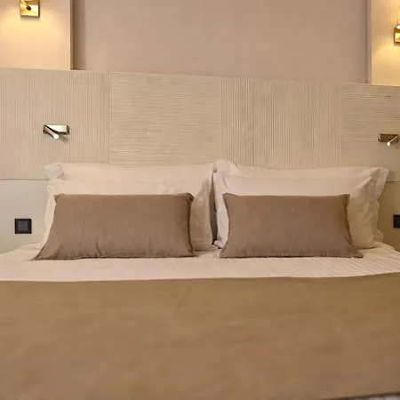 Mitte Port 4*