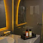 Western 4*
