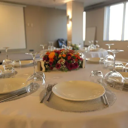 Western Hotel İzmir