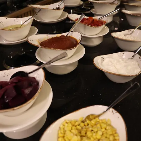 Western Hotell 4*